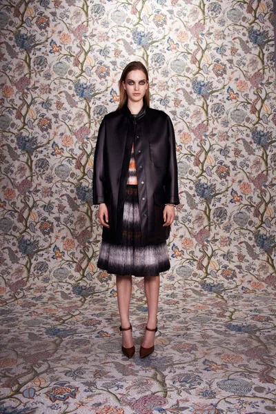 Look 19